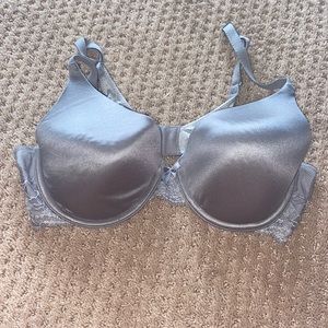 36D Maidenform bra